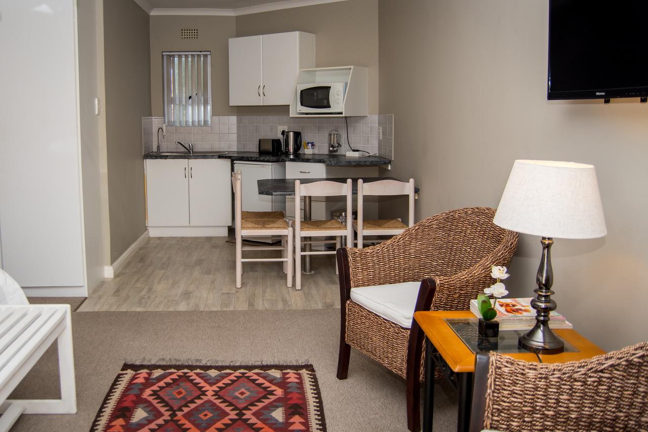 מוסל ביי Diaz Beach Guest House מראה חיצוני תמונה